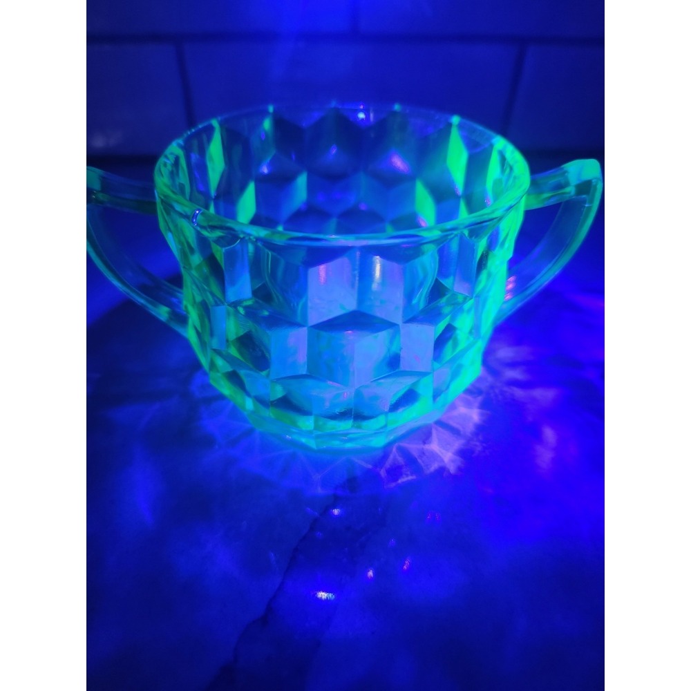 Vntg Uranium Glass Sugar Bowl, Cubis Pattern Jeannette Glass Company In 1930s